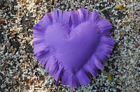 http://www.colouredbuttons.com/2016/05/fringed-heart-cushion.html