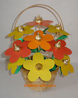 http://ediblecraftsonline.com/candy_bouquets/cb49/index.htmTutorial - How to Make a target="_blank" 