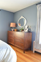 http://www.plasteranddisaster.com/building-a-mid-century-dresser-for-the-bedroom/