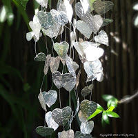 http://acraftymix.com/blog/2016/01/18/chain-of-hearts-garden-mobile/