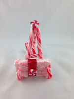 https://starrcreative.wordpress.com/2015/11/15/easy-christmas-candy-cane-soap-tutorial/