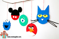 http://nontoygifts.com/diy-christmas-ornaments/