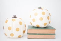 http://www.thebeautydojo.com/wp-content/uploads/2015/10/glitterpolkadotpumpkins-24-683x10241.jpg