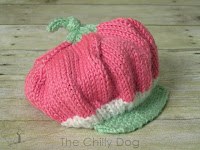 http://www.thechillydog.com/2015/10/knitting-pattern-baby-strawberry-hat.html