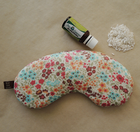 http://soldaeira.blogspot.com/2015/06/almofada-para-os-olhos-eye-pillow.html