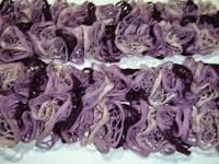 http://nannycraft4u.com.au/2015/05/make-a-ruffle-scarf/