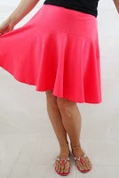 http://so-sew-easy.com/free-skirt-pattern-the-flouncy-bouncy-skirt/