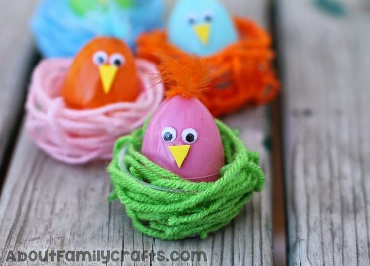 http://aboutfamilycrafts.com/diy-colorful-chicks-in-nests/