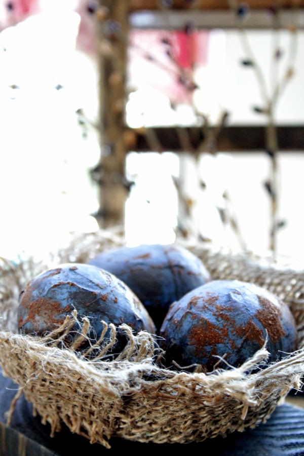 http://liverandomlysimple.com/diy-primitive-easter-eggs/