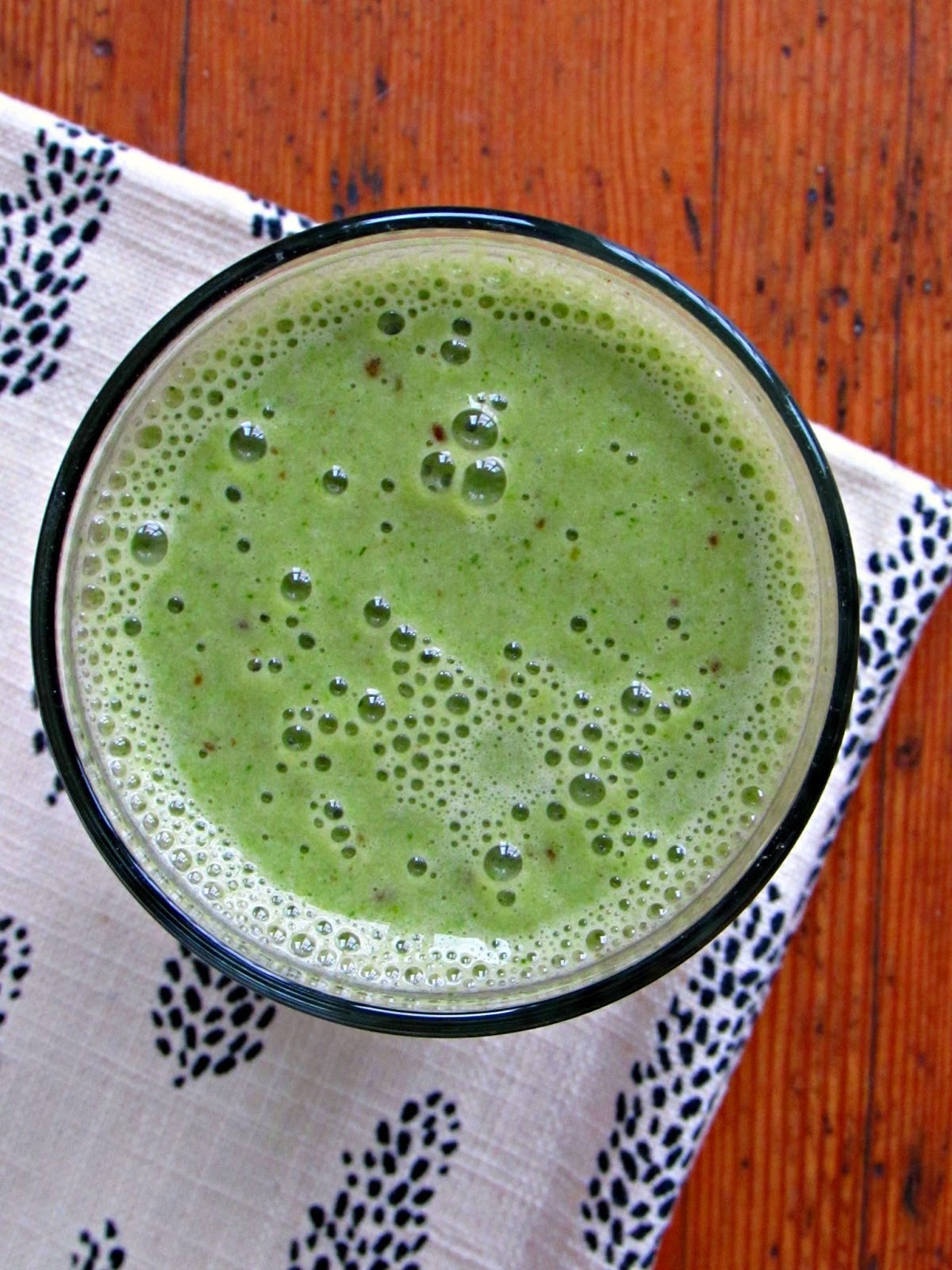 http://www.chicagojogger.com/2015/03/healthy-mint-breakfast-milkshake.html