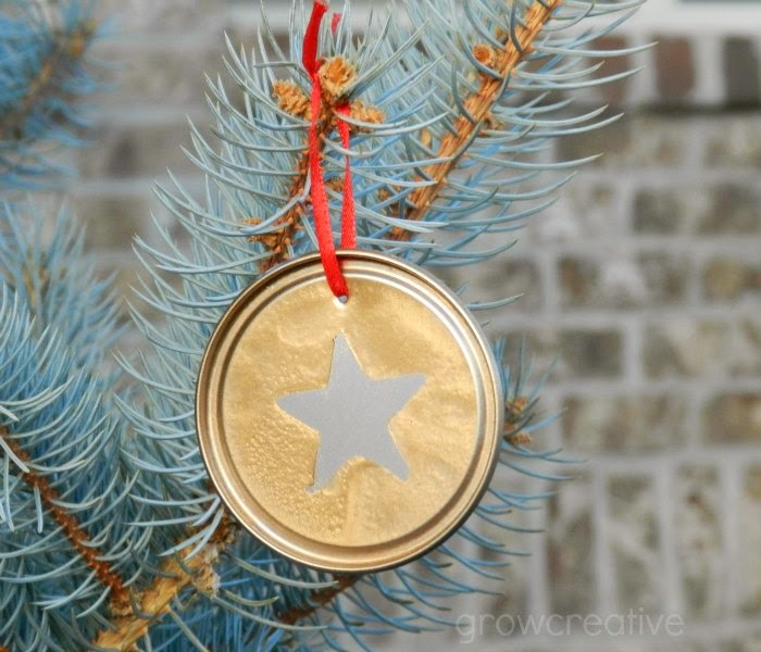 http://growcreative.blogspot.com/2014/12/silver-and-gold-juice-lid-ornaments.html