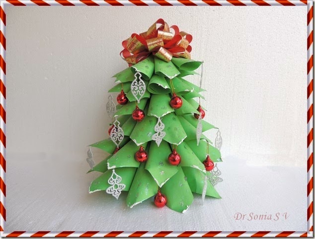 http://cardsandschoolprojects.blogspot.in/2014/01/paper-christmas-tree-tutorial.html