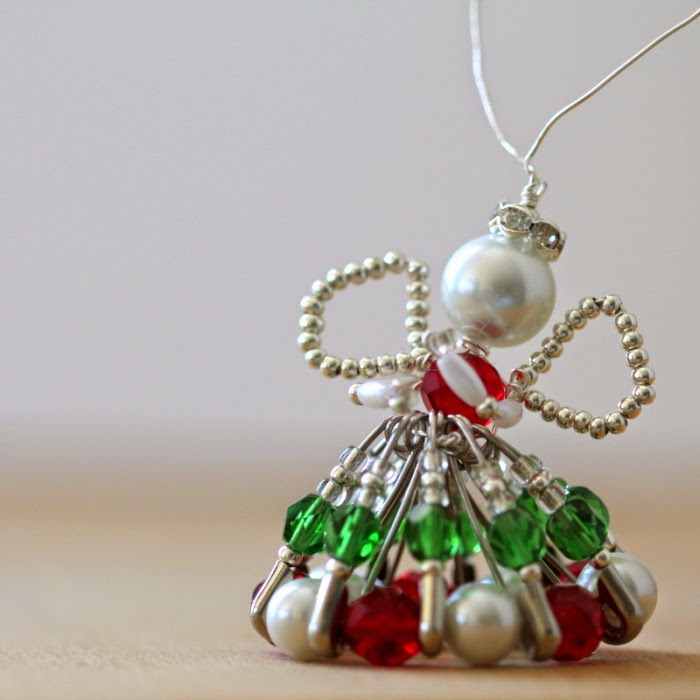 http://thecraftymummy.com/2014/10/beaded-christmas-angel-tutorial/