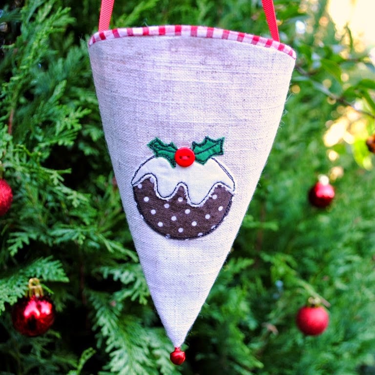 http://sewforsoul.blogspot.co.uk/2014/11/christmas-gift-cone-tutorial.html