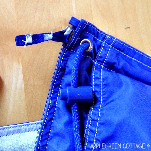 http://applegreencottage.blogspot.com/2014/09/how-to-fix-broken-zipper-pull.html