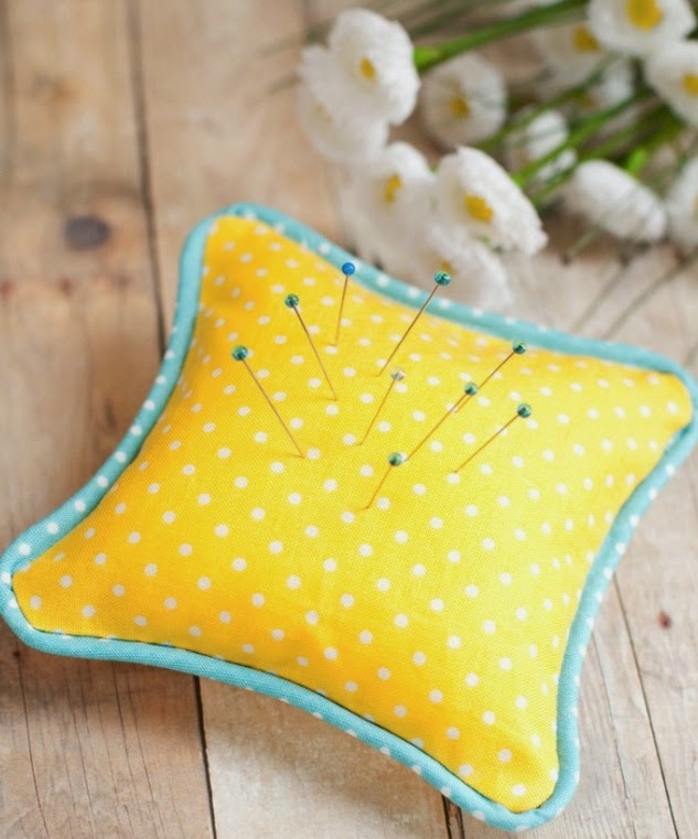 http://www.sewmccool.com/sew-piping-piped-pincushion/