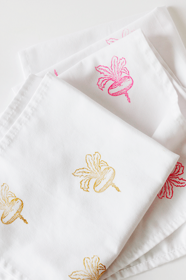 http://www.wellnesting.com/blog1/2014/8/22/diy-radish-print-napkins