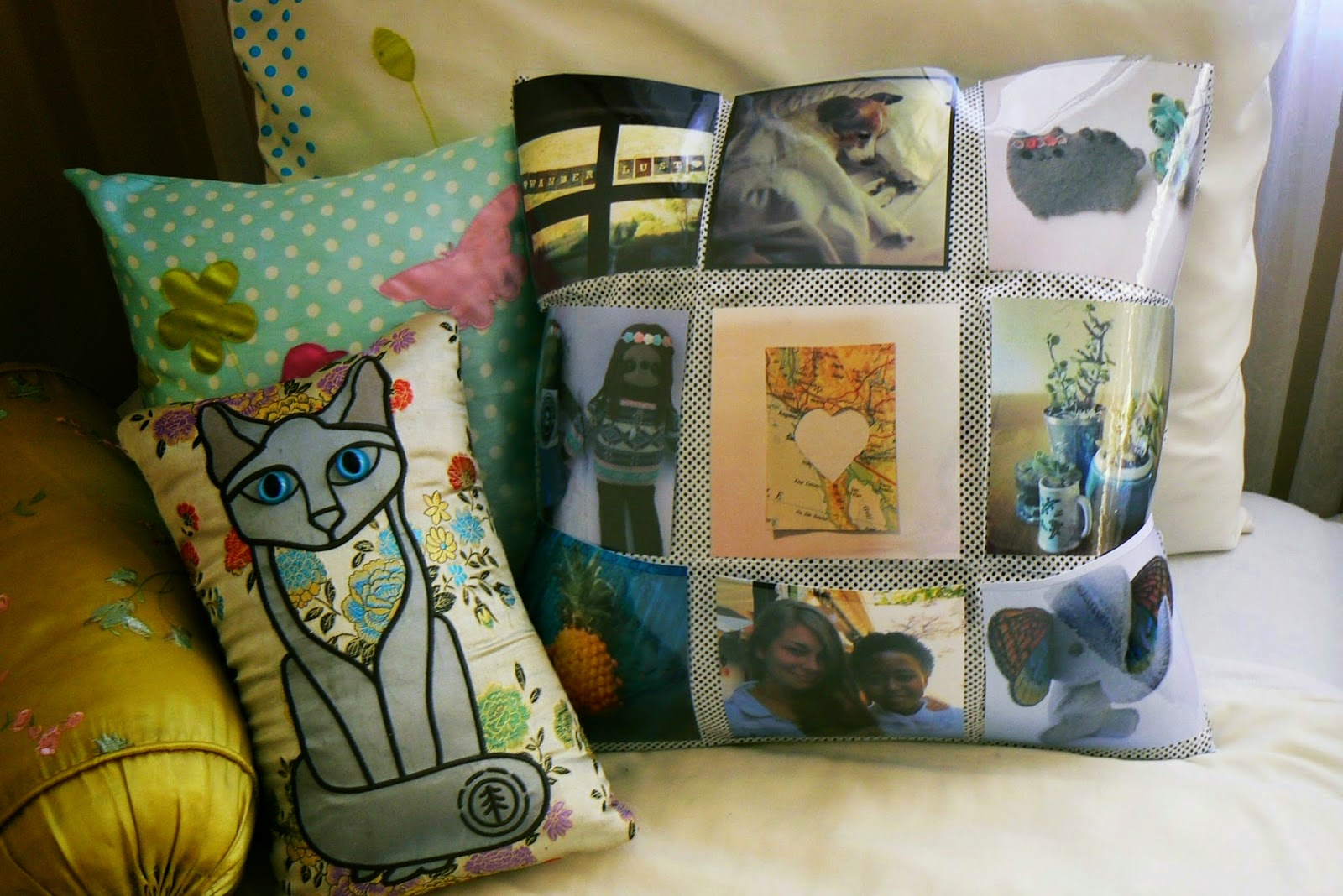 http://ld-p.blogspot.com/2014/08/diy-photo-pocket-cushion.html