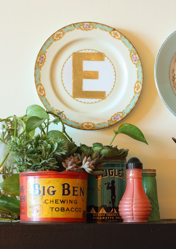 http://thesweetescape.ca/2014/03/diy-giveaway-gold-lettered-vintage-plates.html