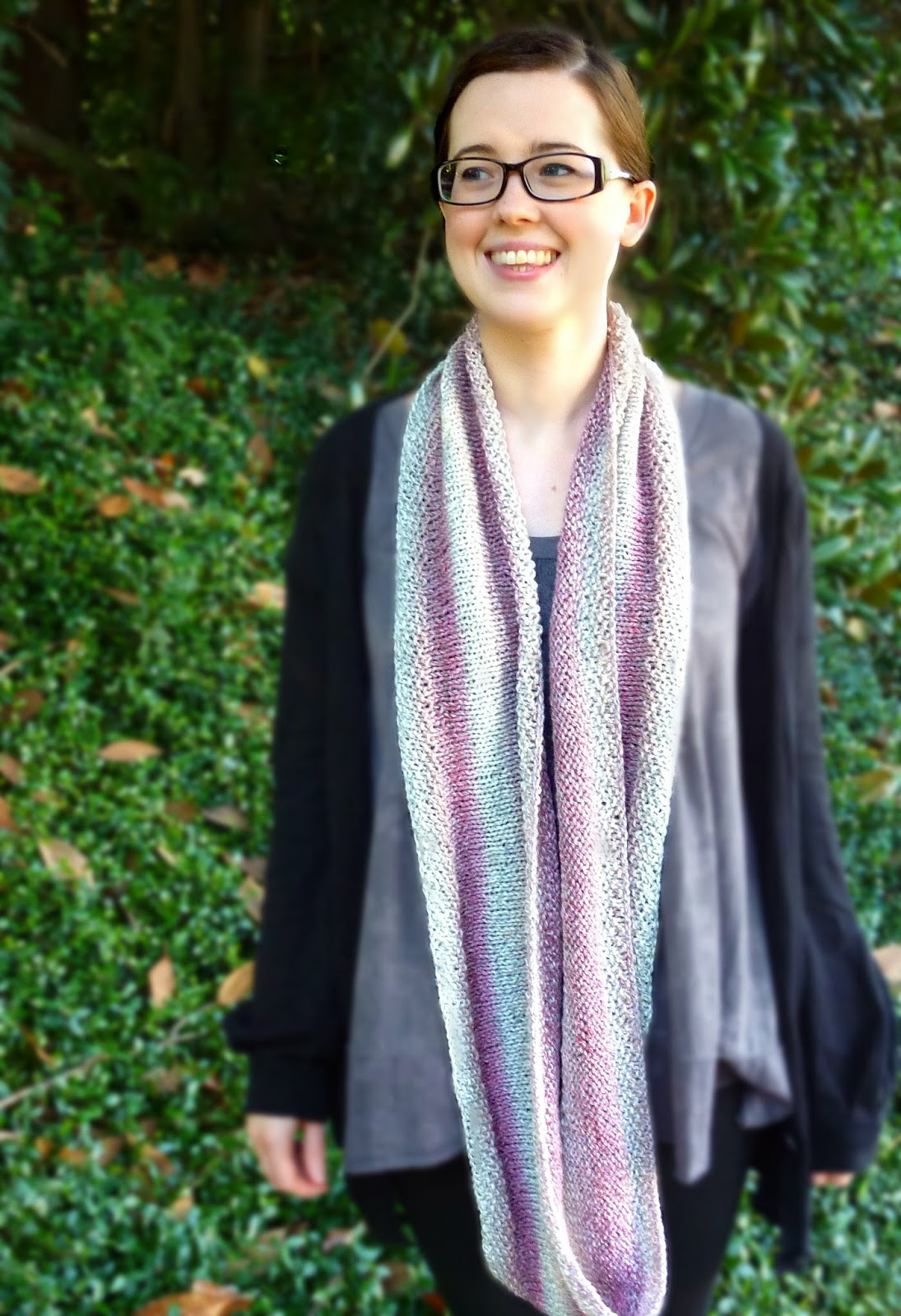 http://www.lovelywren.com/infinity-cowl-pattern/