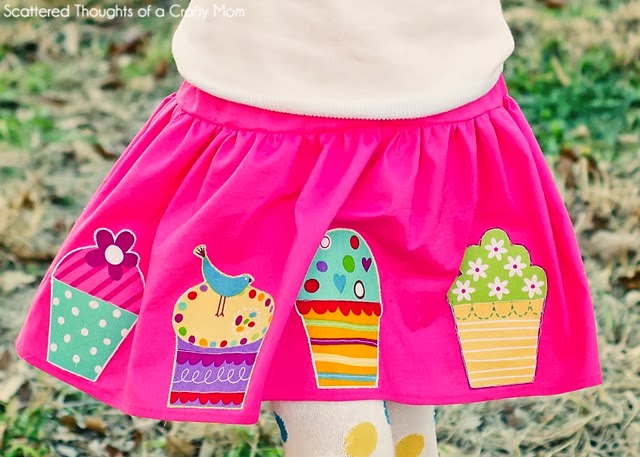 http://www.scatteredthoughtsofacraftymom.com/2014/01/how-to-sew-a-skirt-free-pattern-for-girls.html